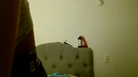 IG   OF red moonn online show from February 10, 12:50 pm