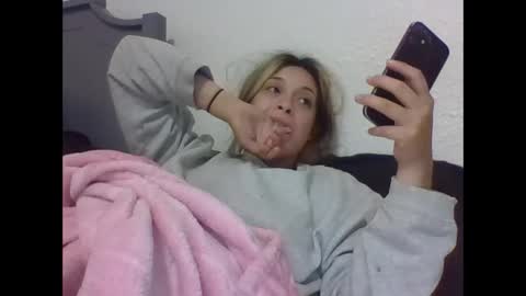 reddwaxx online show from March 20, 2:22 pm