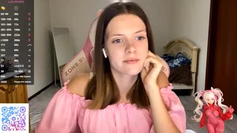 Lucy online show from September 27, 3:30 pm