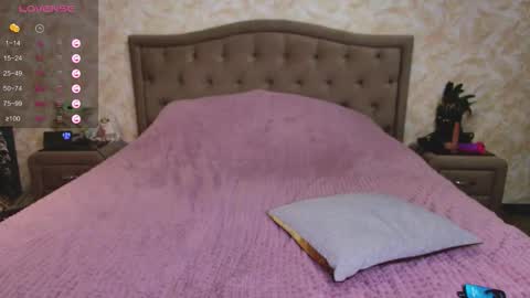 Regina online show from November 11, 9:34 pm