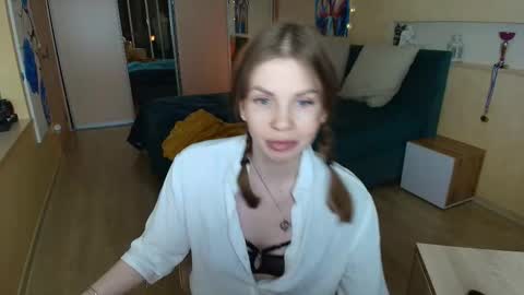 Regina online show from October 7, 7:40 pm