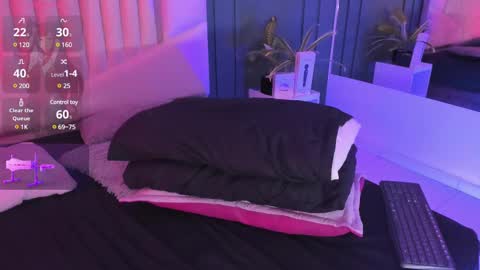 reginavegaa online show from February 28, 3:04 am