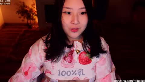      online show from April 12, 3:53 am