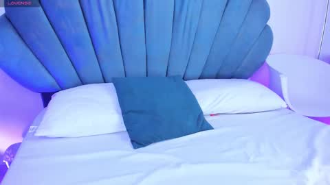 Reika  online show from October 10, 3:17 pm