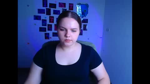 Reina online show from March 9, 7:00 am