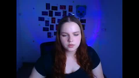 Reina online show from April 10, 6:03 pm