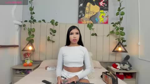 Reishell ross online show from February 6, 3:26 pm