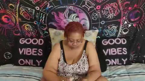 RenaeCumsAlot online show from April 4, 3:00 pm