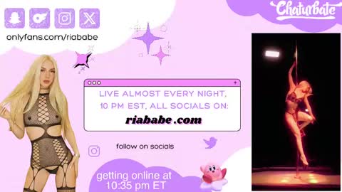 Snapshot of riababe chatting on September 9, 2:22 am ria  online show from September 9, 2:22 am