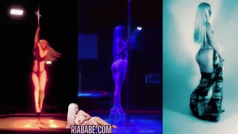 Snapshot of riababe chatting on September 22, 3:16 am ria  online show from September 22, 3:16 am