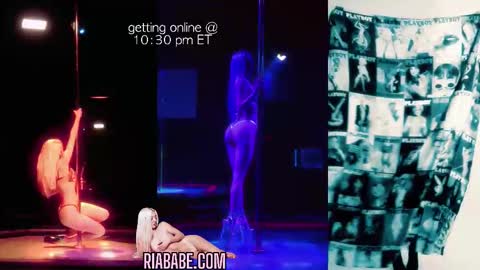 Snapshot of riababe chatting on October 14, 2:47 am ria  online show from October 14, 2:47 am