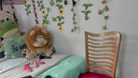 RIHANA online show from November 18, 8:54 pm