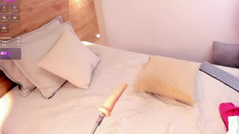 Sara online show from April 2, 1:41 pm