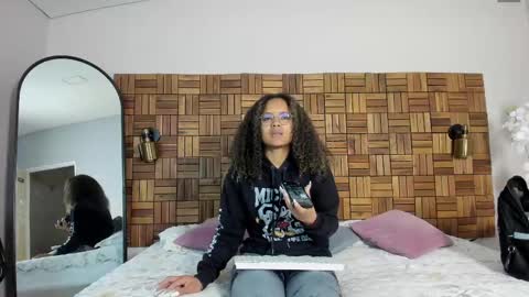 Sara online show from February 20, 10:05 am