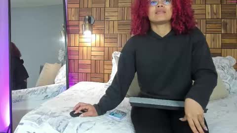 Sara online show from October 7, 10:08 am