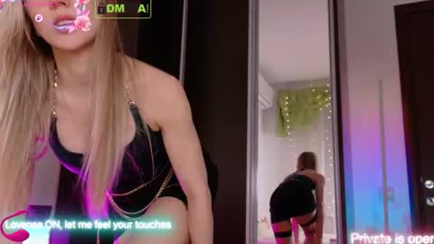 Rina Asty online show from November 14, 6:19 pm