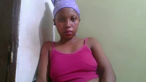 rinah654271 online show from April 2, 2:47 pm