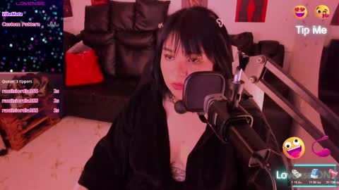 rini online show from March 25, 9:01 am