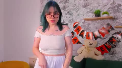 Snapshot of ritka_cherry chatting on October 26, 1:12 am Ritka Cherry online show from October 26, 1:12 am