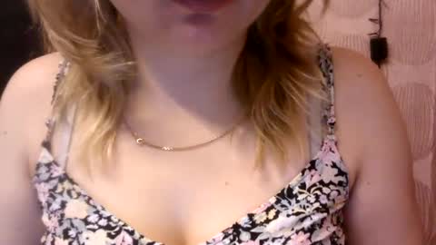 RiveraMaureen online show from January 18, 5:41 am