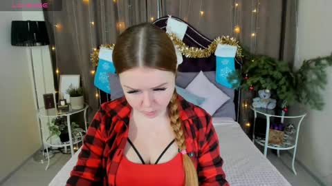 Snapshot of robertamorelly chatting on December 17, 5:29 am Betty online show from December 17, 5:29 am