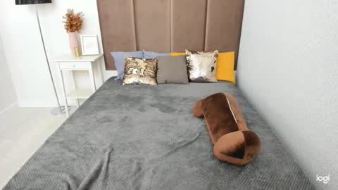 Snapshot of robertamorelly chatting on October 2, 7:13 am Betty online show from October 2, 7:13 am