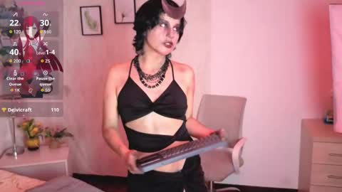 robin D online show from October 31, 1:37 pm