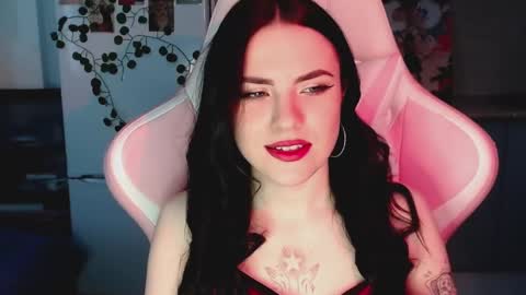 Sophie  online show from March 8, 10:30 am