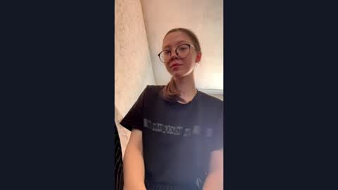 rogue_parcel online show from April 8, 6:37 am