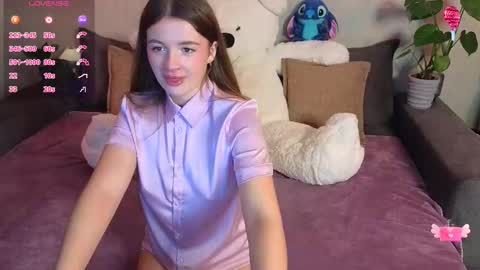 roraline_lov online show from December 5, 5:14 pm