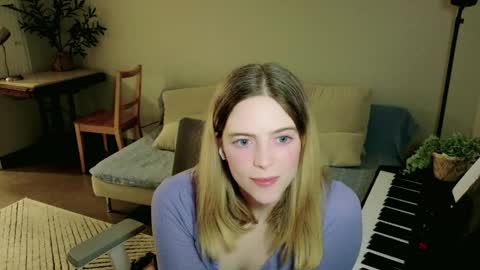   online show from April 28, 2:27 am