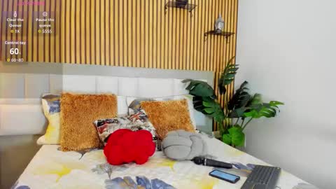 roseaurora online show from September 21, 12:04 pm