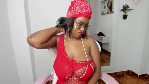 Snapshot of rosebig chatting on October 22, 1:32 am RoseBig online show from October 22, 1:32 am
