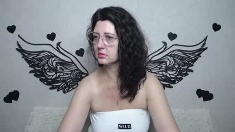 RoseHille online show from July 5, 5:13 am