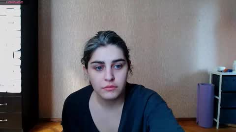 Rose online show from March 6, 9:26 am