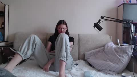 Lina online show from May 13, 1:39 pm