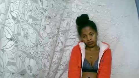 rosia online show from December 14, 4:40 am