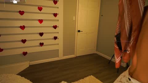 Rosie Bones online show from January 31, 11:03 pm