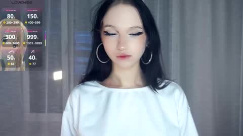 Snapshot of rositabegolli chatting on October 24, 4:19 am Edwina online show from October 24, 4:19 am