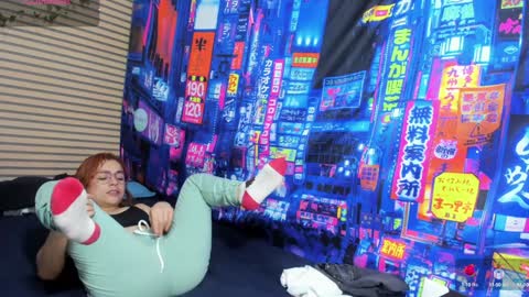 Would you like to help me with supplementation and sports suits so I can compete in powerlifting  online show from February 7, 5:29 pm