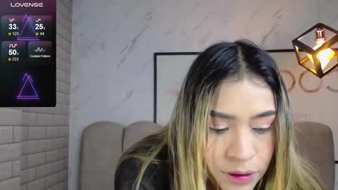 rosse jeane v online show from December 5, 3:28 am