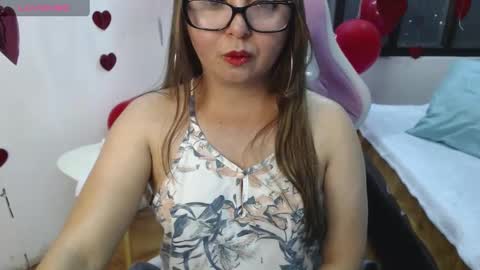 MY NAME IS  ROSSE  online show from February 17, 7:01 pm