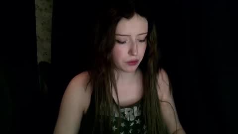 rosy_petal online show from January 7, 6:00 pm