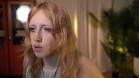 Snapshot of rosy_petal chatting on September 10, 9:48 pm rosy_petal online show from September 10, 9:48 pm