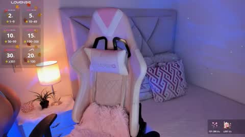    online show from October 28, 3:12 am