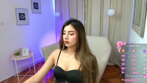 Rousee online show from October 1, 1:27 pm