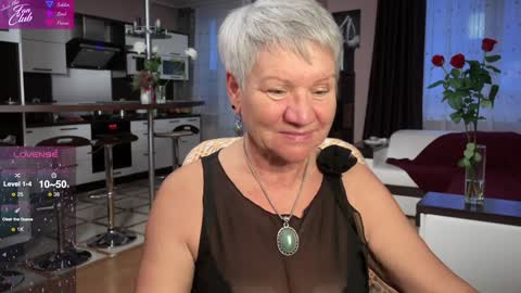 Roxana online show from February 1, 2:24 pm