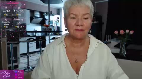 Roxana online show from August 6, 2:24 pm
