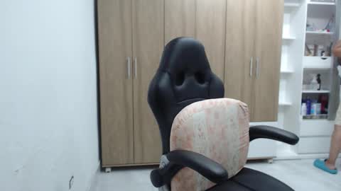 Roxana online show from November 13, 5:39 am