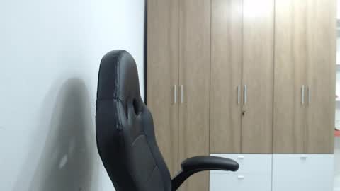 Roxana online show from May 31, 2:28 am